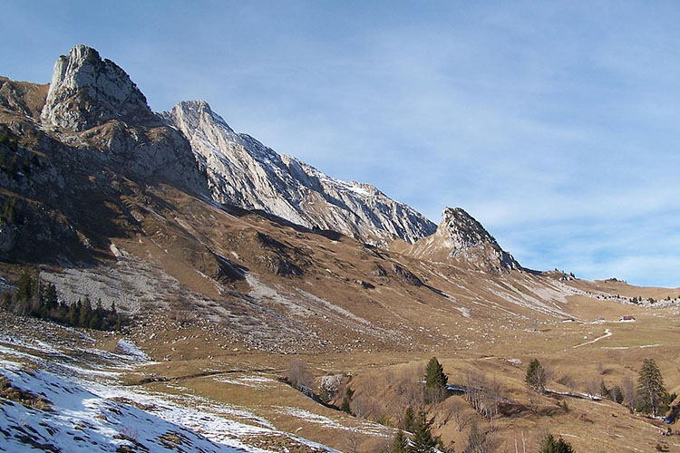 Pointe de l'Arcalod dans le massif des Bauges